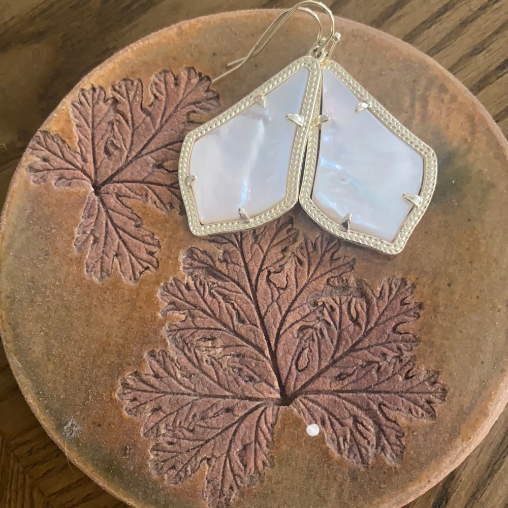 Kendra Scott Ivory Pearl Drop Earrings